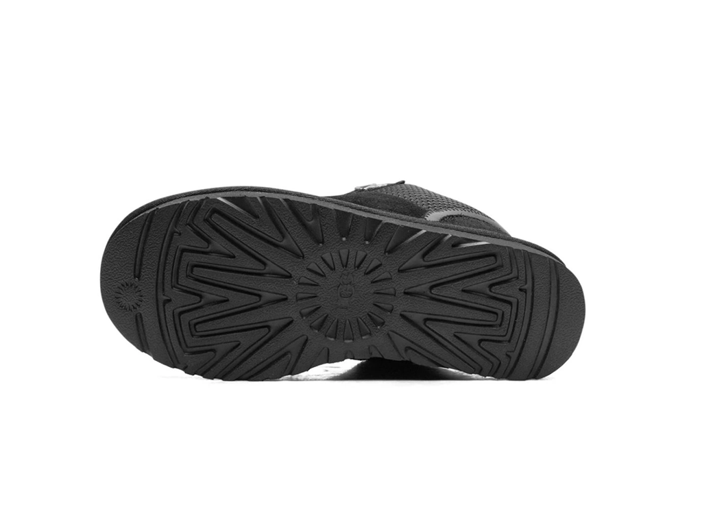 UGG Lowmel Black