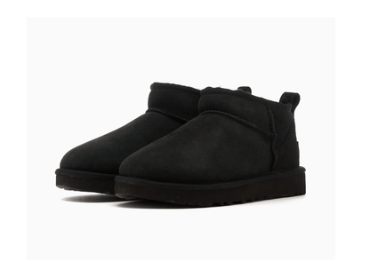 Buty UGG Wmns Classic Ultra Mini w kolorze czarnym