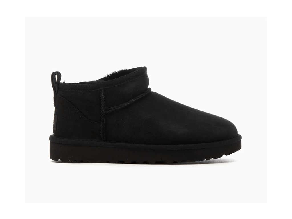 Buty UGG Wmns Classic Ultra Mini w kolorze czarnym