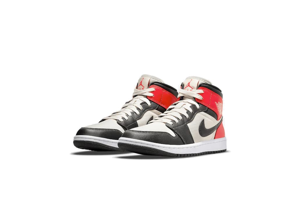 Jordan 1 Mid Newsprint Light Orewood Brown (W)