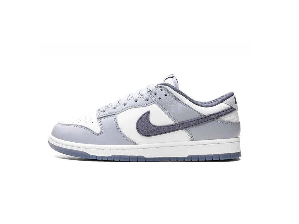 Nike Dunk Low Light Carbon