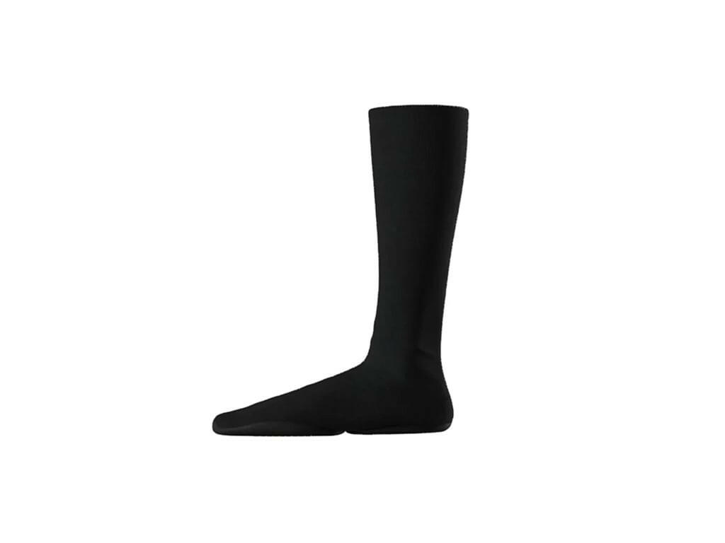 Yeezy Pod Black