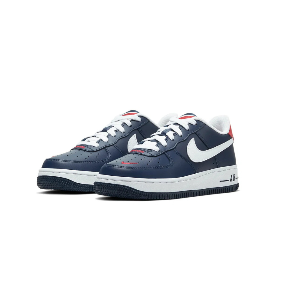 Air Force 1 LV8 Obsidian White Red (GS) – boční pohled | Purekickz