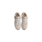 Air Jordan 1 Low SE Light Orewood Brown (GS) – detail | Purekickz