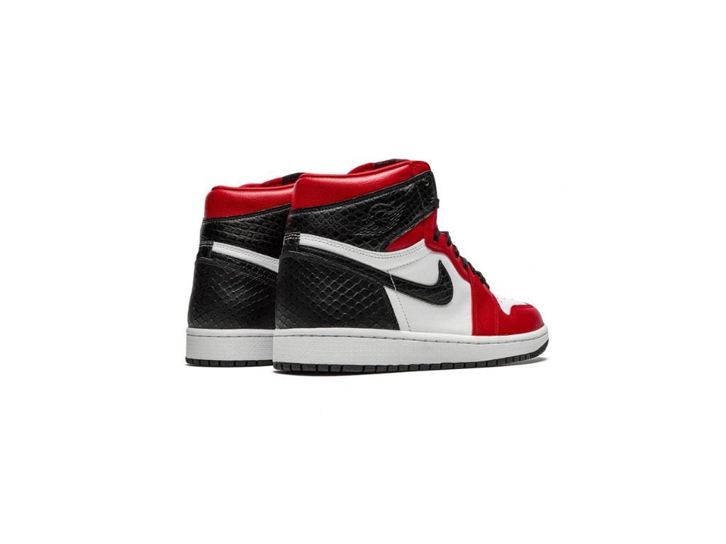 Jordan 1 Retro High Satin Snake Chicago