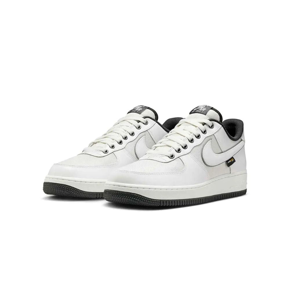 Nike Air Force 1 07 LV8 White Dark Smoke Grey – boční pohled | Purekickz