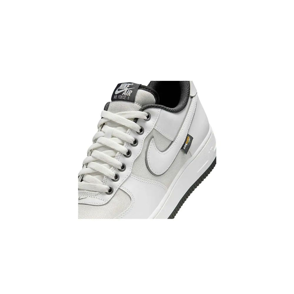 Nike Air Force 1 07 LV8 White Dark Smoke Grey – zadní pohled | Purekickz