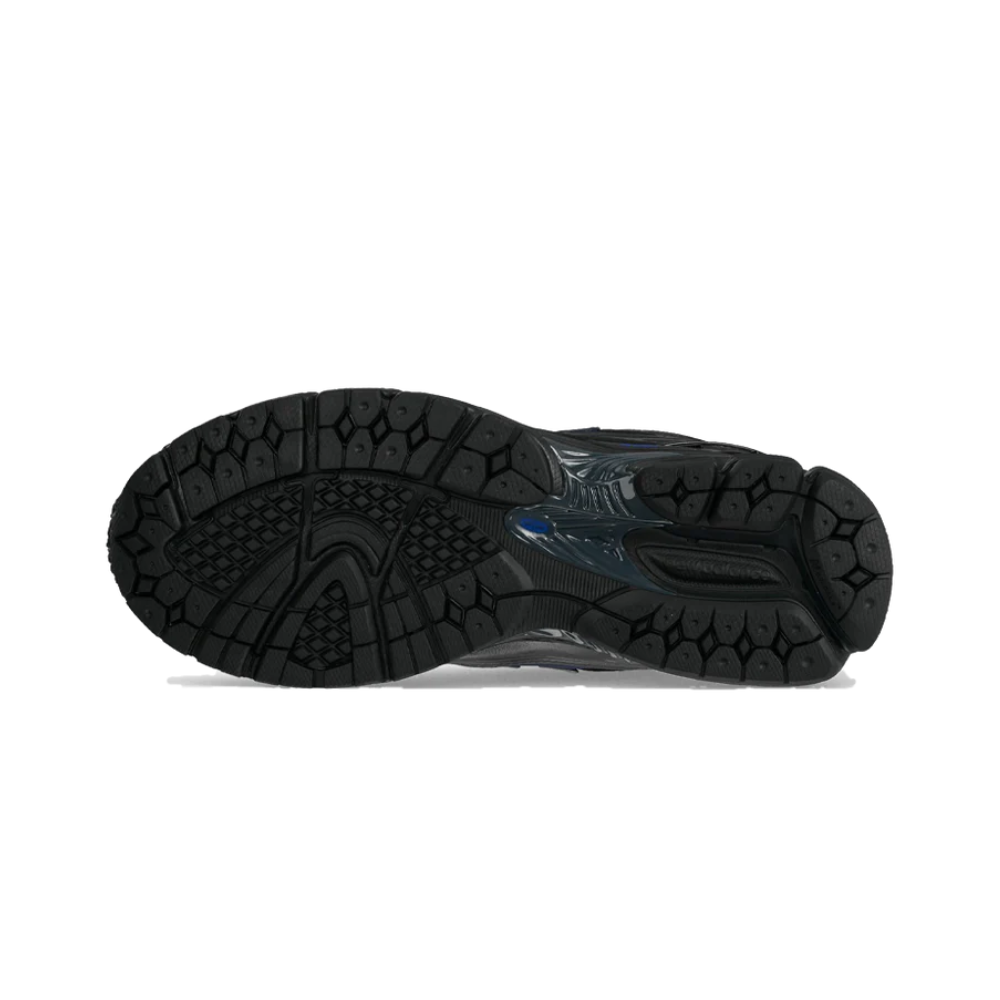 New Balance 1906R Black Blue – zadní pohled | Purekickz