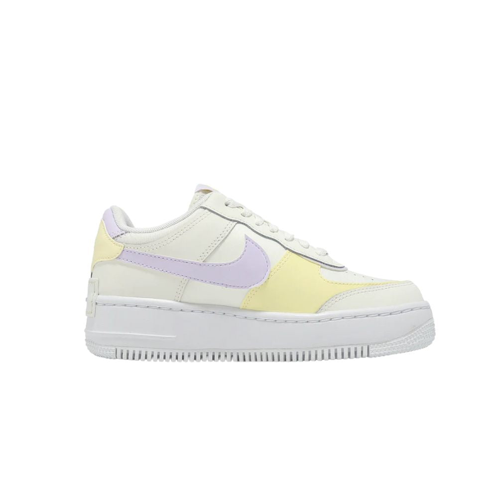 Nike Air Force 1 Low Shadow Sail Barely Grape (W) – boční pohled | Purekickz