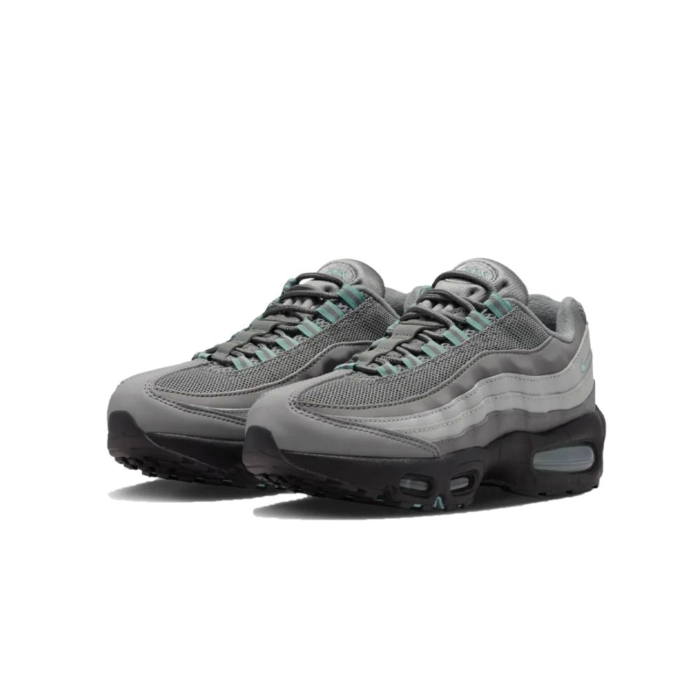 Nike Air Max 95 Shoes Grey (GS) – boční pohled | Purekickz