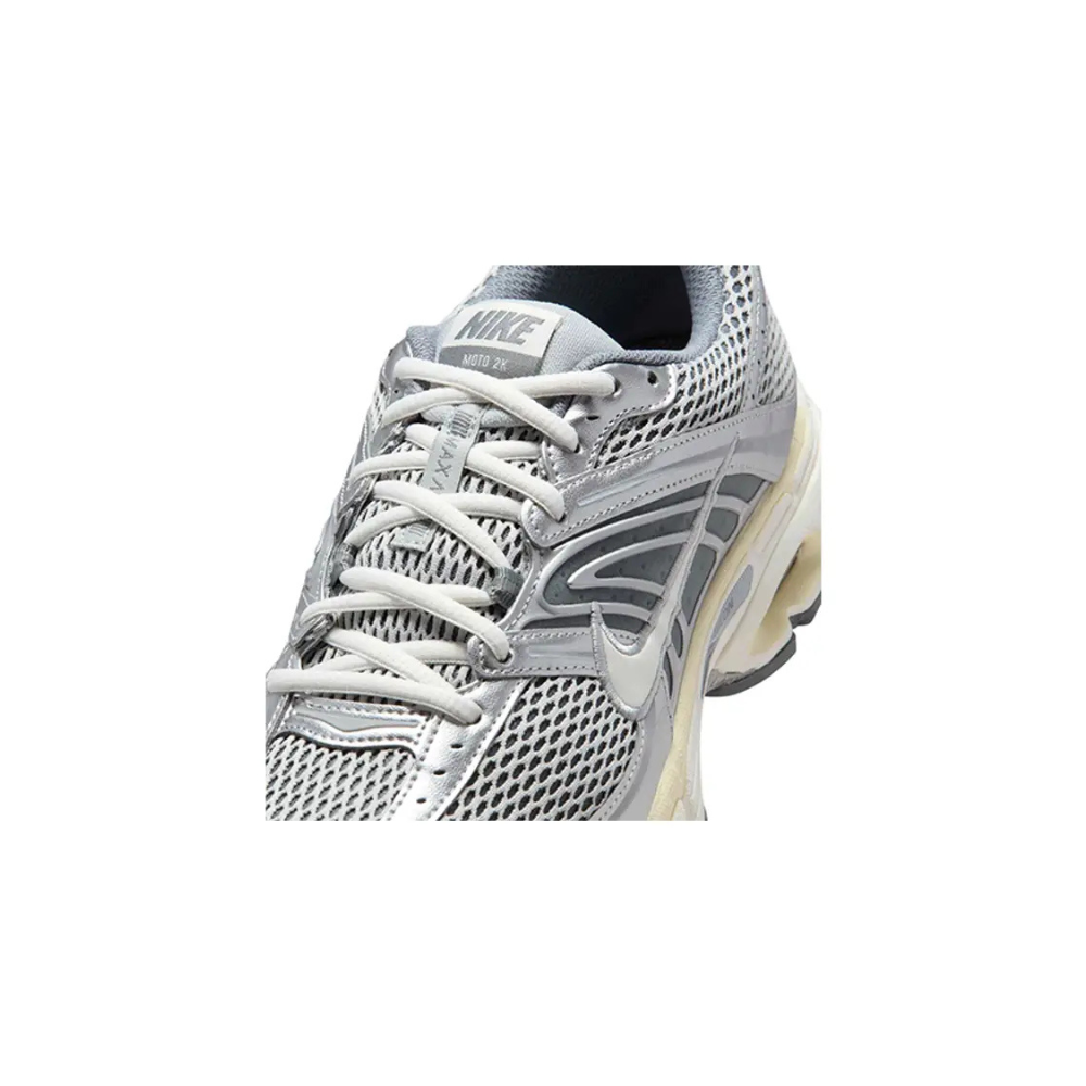 Nike Air Max Moto 2K Light Smoke Grey Metallic Silver – pohled shora | Purekickz