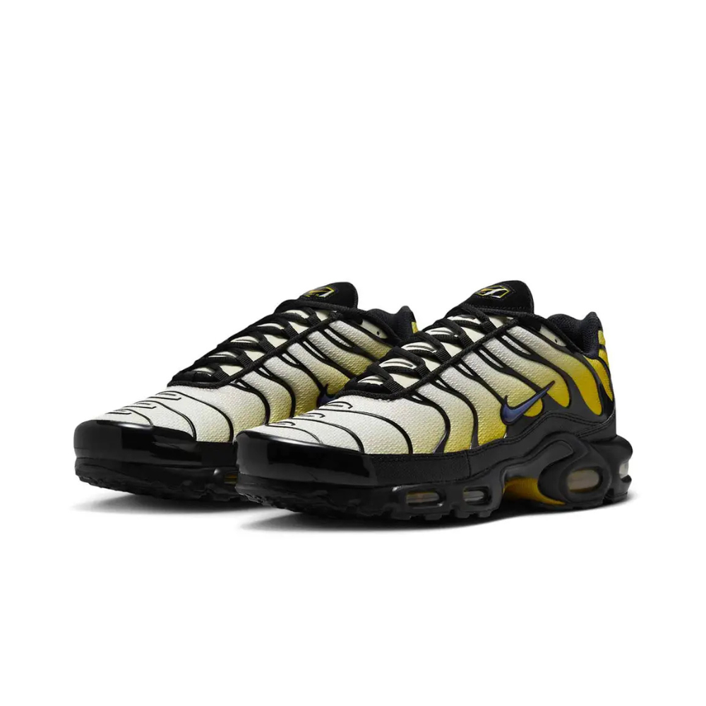 Nike Air Max Plus Black Bright Citron – boční pohled | Purekickz