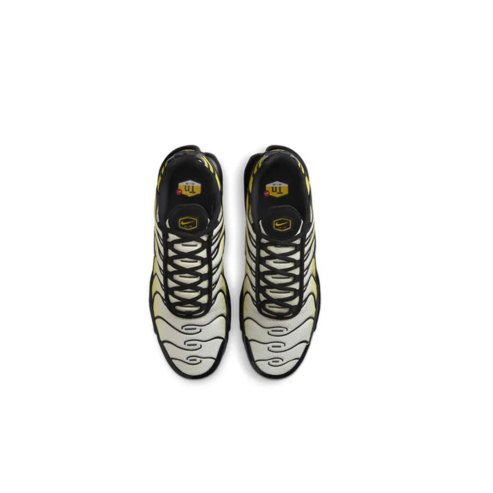 Nike Air Max Plus Black Bright Citron – zadní pohled | Purekickz