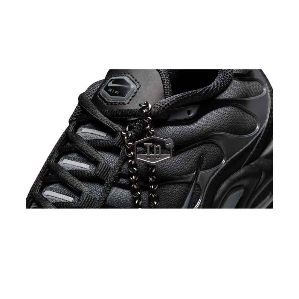Nike Air Max Plus Black Metalic Silver (W)