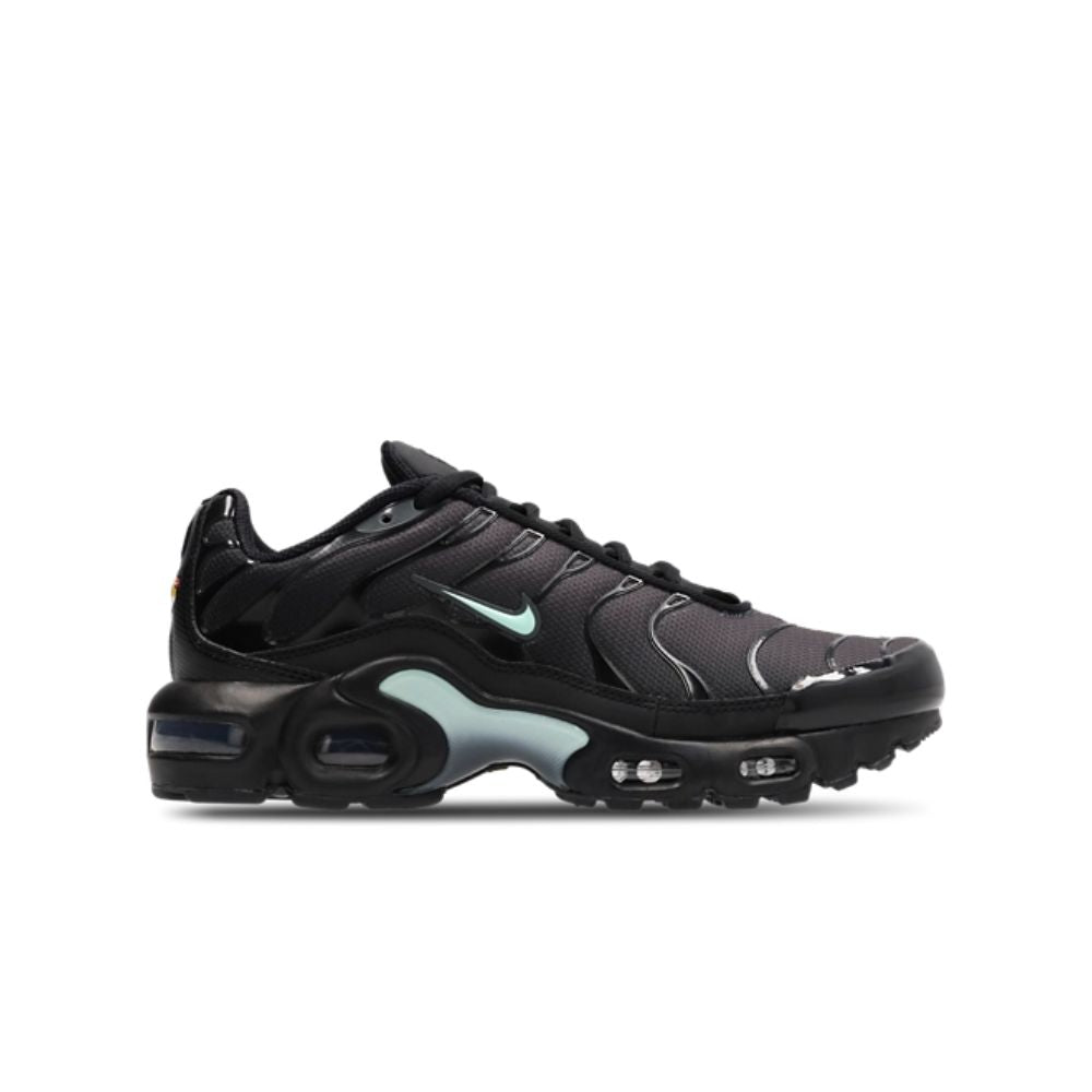 Nike Air Max Plus Black Mint Foam – boční pohled | Purekickz