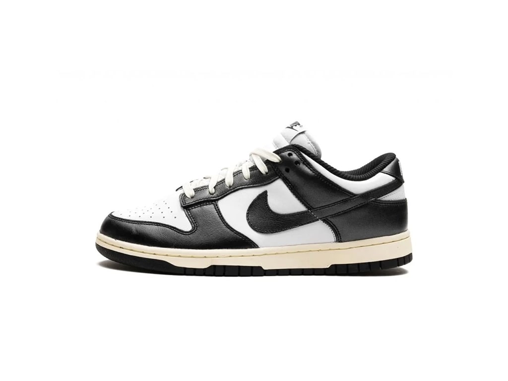 Nike Dunk Low Vintage Panda (W)