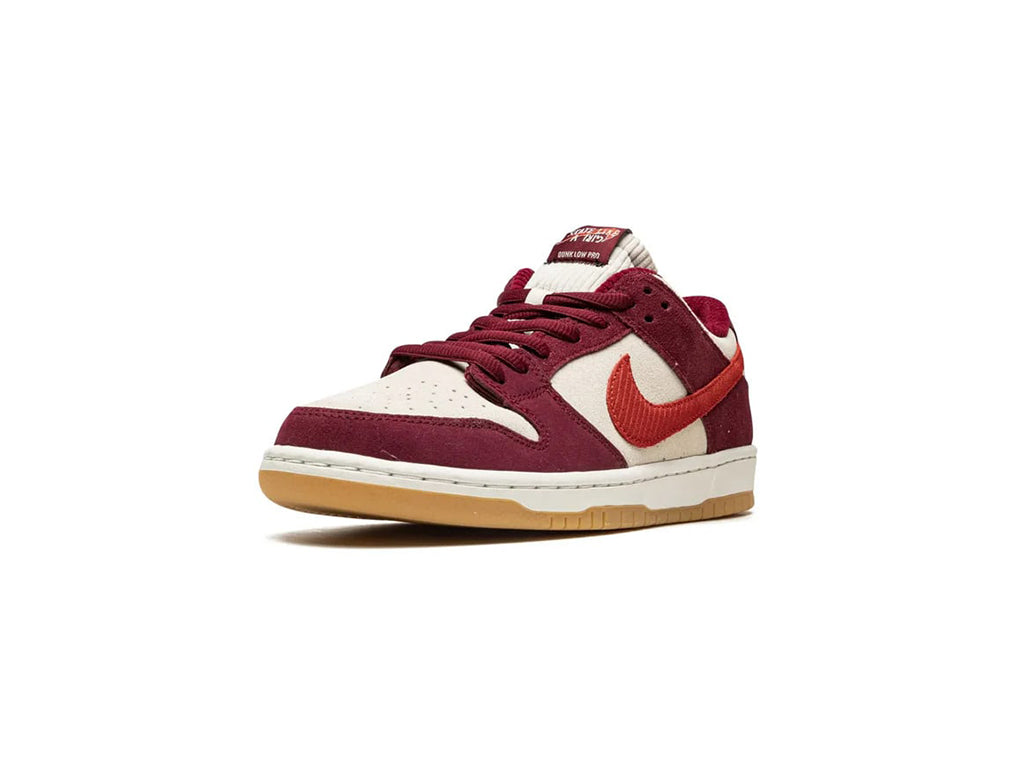 Nike SB Dunk Low Skate Like a Girl