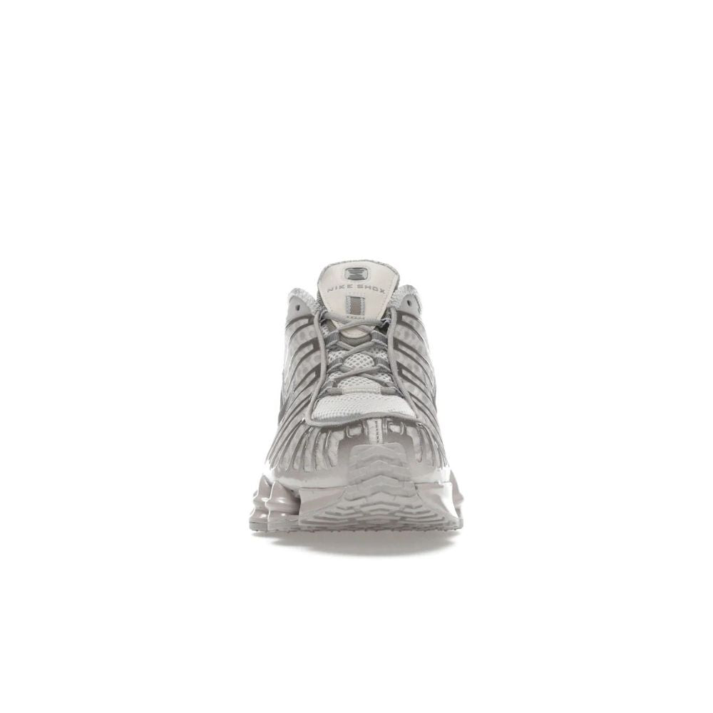 Nike Shox TL Orewood Brown Cave Stone – zadní pohled | Purekickz