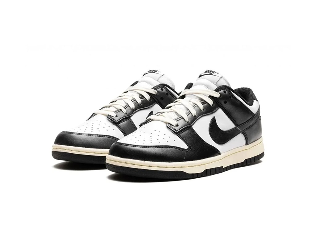 Nike Dunk Low Vintage Panda (W)