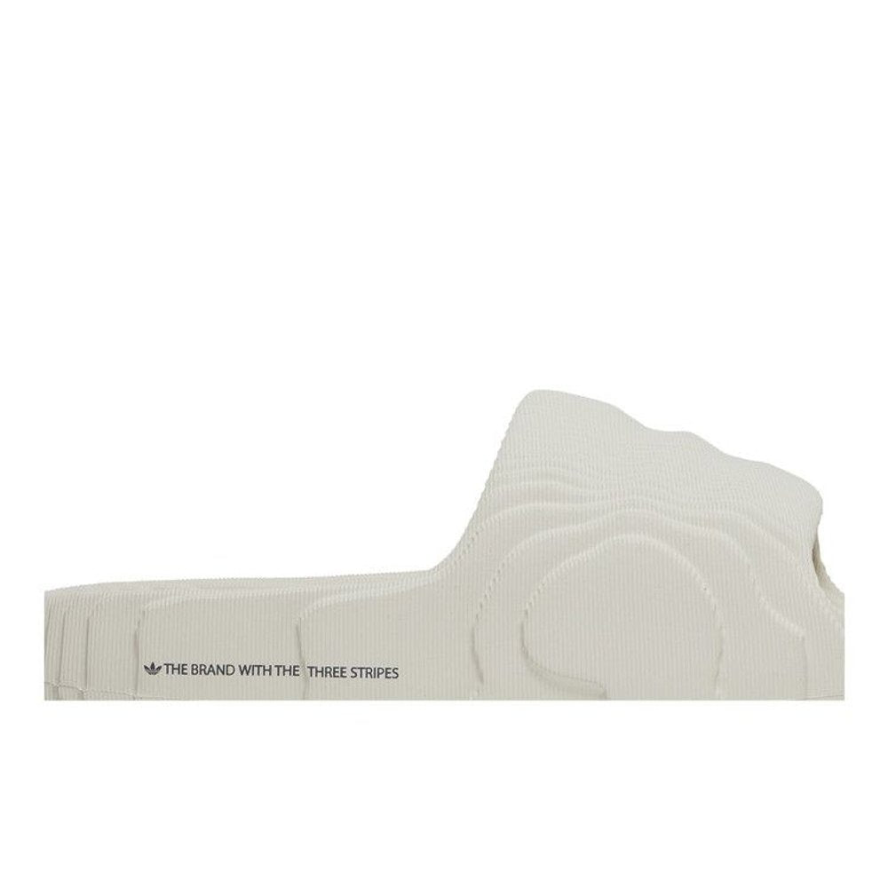 adidas Adilette 22 Slides Aluminum – detail | Purekickz