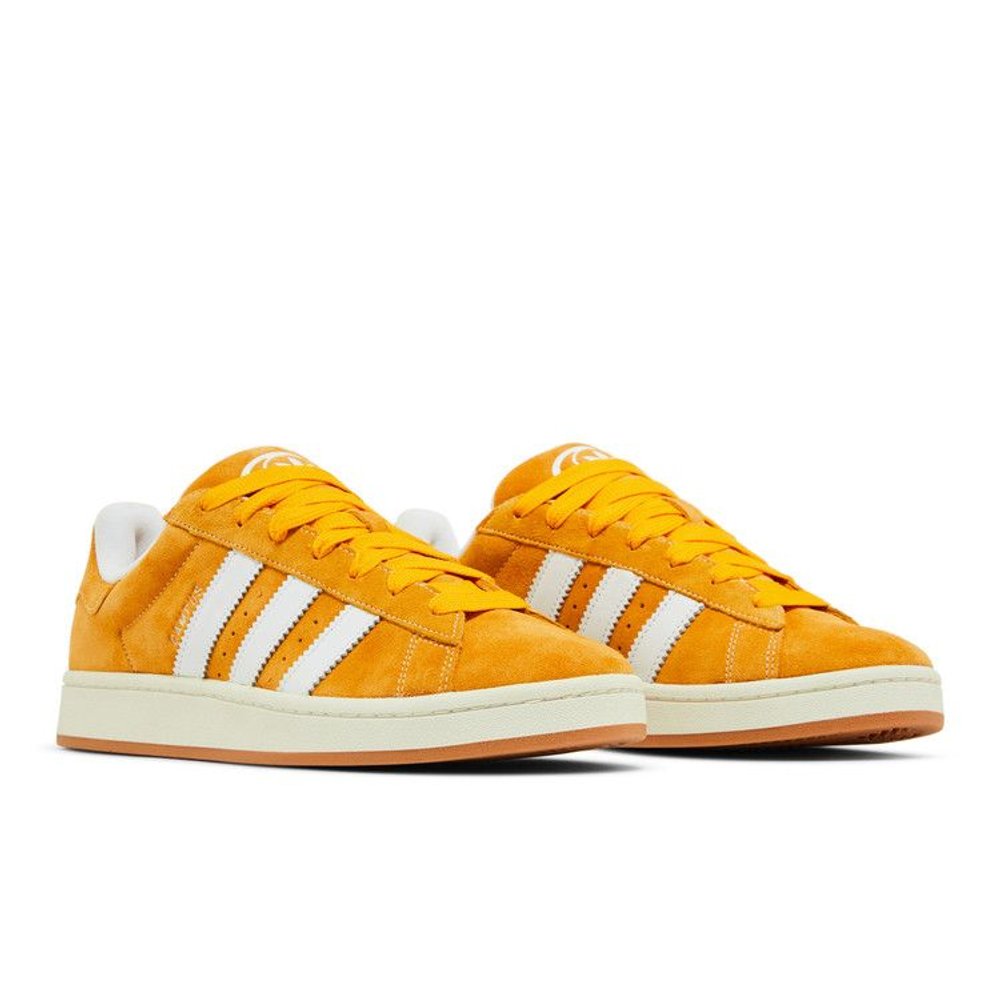 Adidas Campus 00s Pantone Cloud White – lifestyle foto | Purekickz