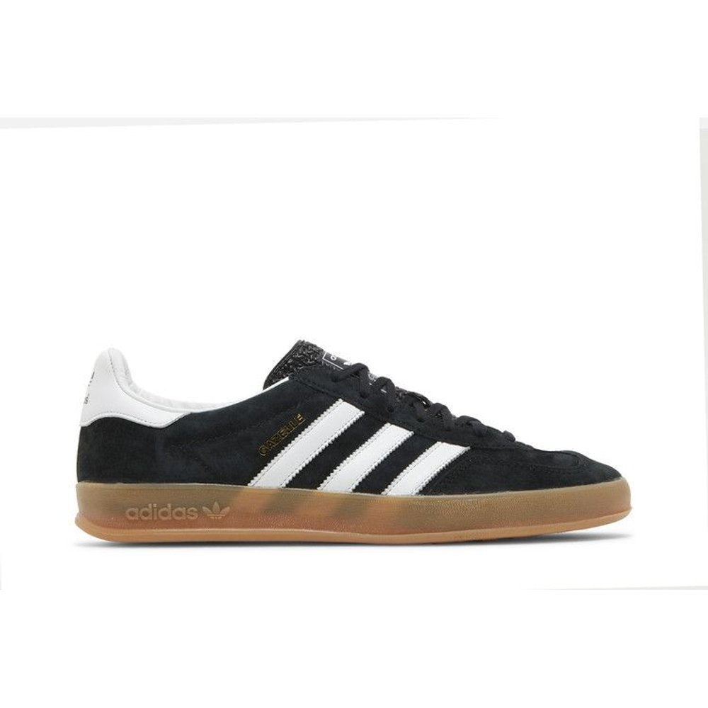 Adidas Gazelle Black White Gum – boční pohled | Purekickz