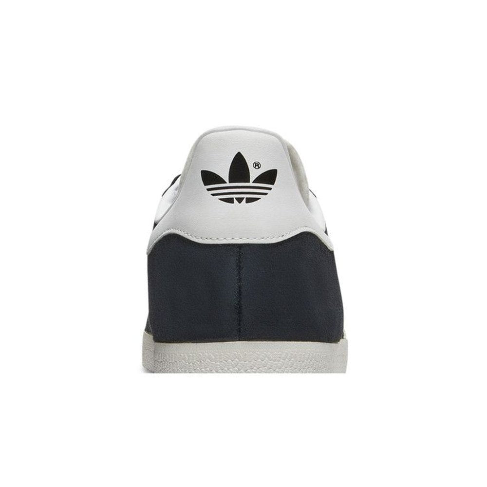 adidas Gazelle Core Black Cloud White Gold – detail materiálu | Purekickz
