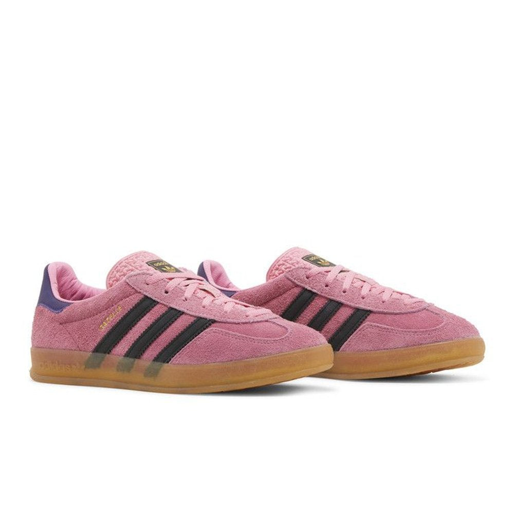 Adidas Gazelle Indoor Bliss Pink Purple (W) – lifestyle foto | Purekickz