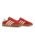 Adidas Gazelle Indoor Bold Orange – lifestyle foto | Purekickz