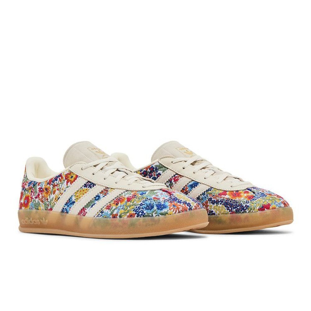 adidas Gazelle Indoor Liberty London Floral Embroidery – lifestyle foto | Purekickz