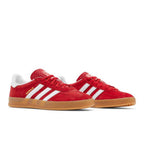 Adidas Gazelle Scarlet Cloud White – lifestyle foto | Purekickz