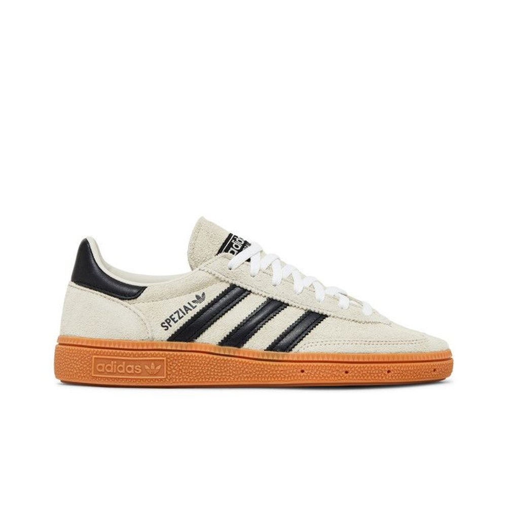 Adidas Handball Spezial Aluminum Core Black (W) – boční pohled | Purekickz