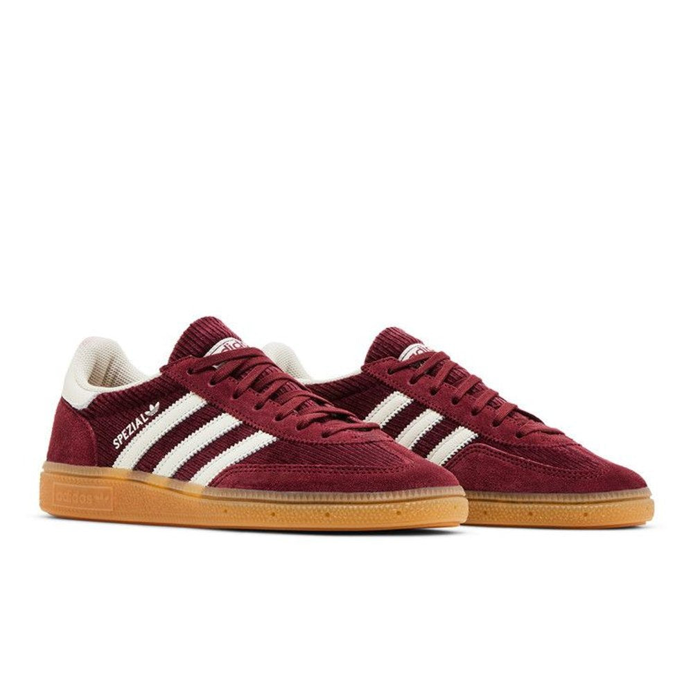 adidas Handball Spezial Shadow Red (Women's) – lifestyle foto | Purekickz