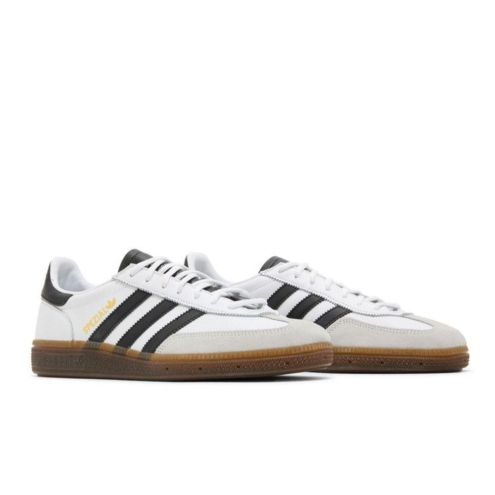 Adidas Handball Spezial White Black Gum – lifestyle foto | Purekickz