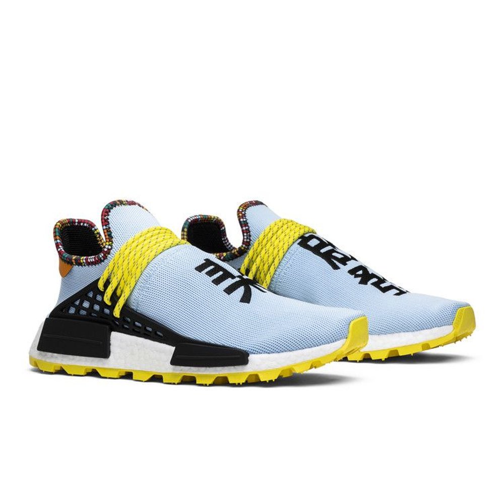 adidas NMD Hu Pharrell Inspiration Pack Clear Sky – lifestyle foto | Purekickz