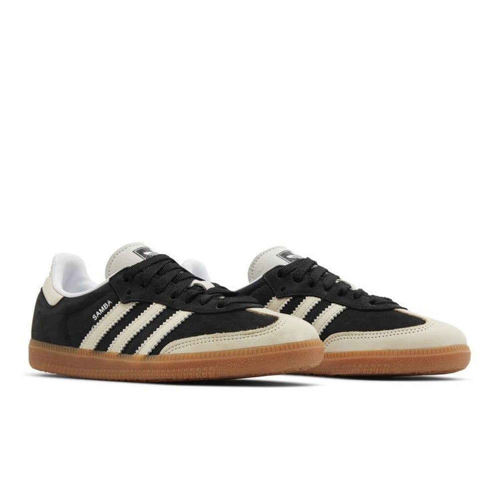 Adidas Samba OG Black Wonder White (W) – lifestyle foto | Purekickz