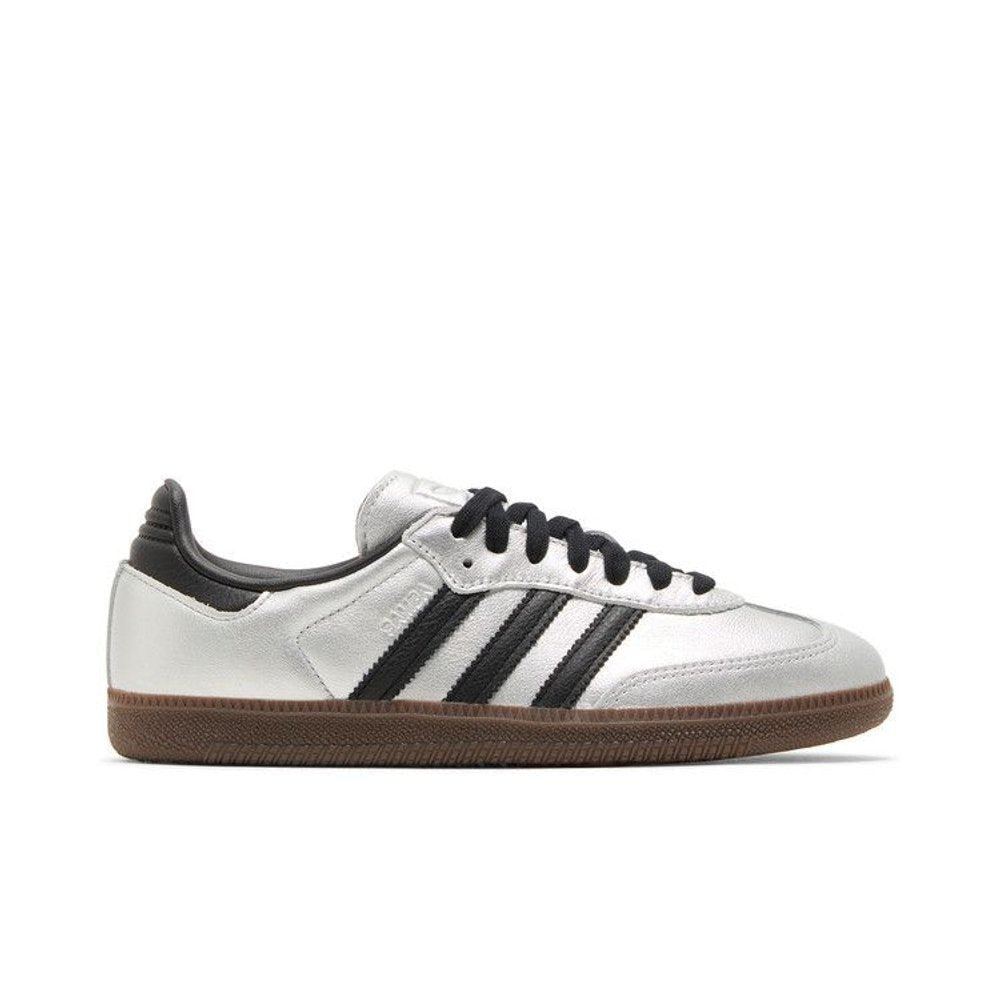 adidas Samba OG Silver Metallic Black Gum (Women's) – boční pohled | Purekickz