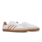 adidas Samba OG White Wonder Clay Gum (W) – lifestyle foto | Purekickz