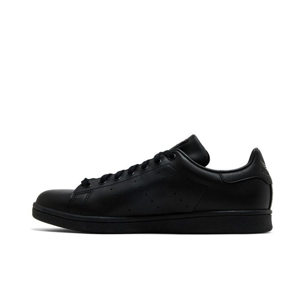 adidas Stan Smith Triple Black – hlavní pohled | Purekickz