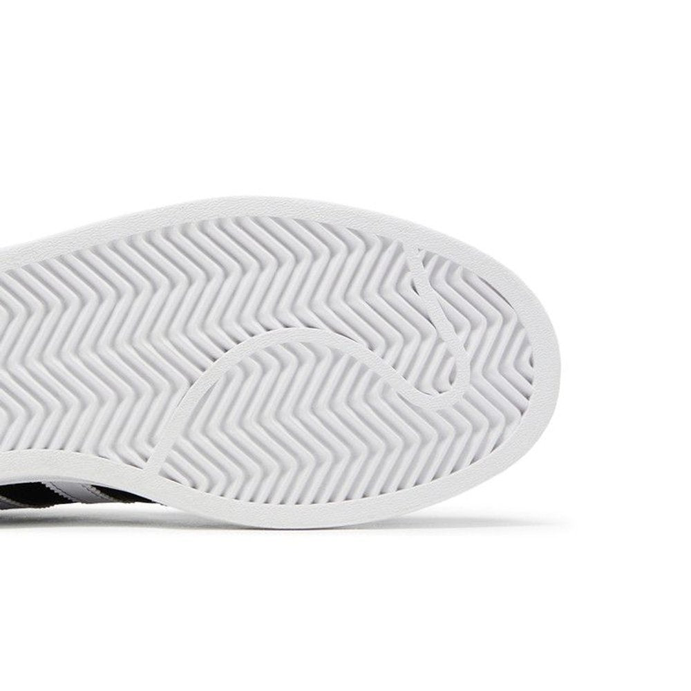 adidas Superstar Core Black Cloud White – pohled shora | Purekickz