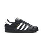 adidas Superstar Core Black Cloud White Gold – boční pohled | Purekickz