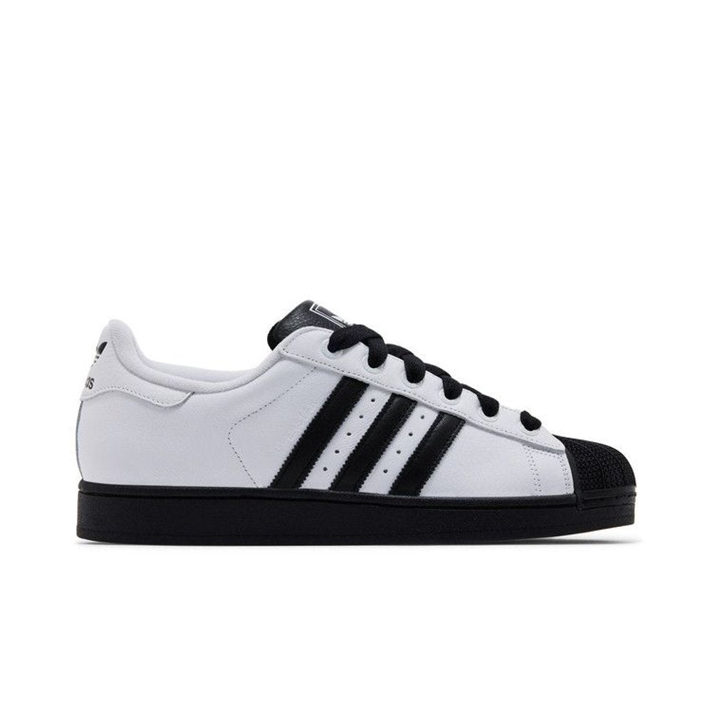 adidas Superstar II White Black White – boční pohled | Purekickz
