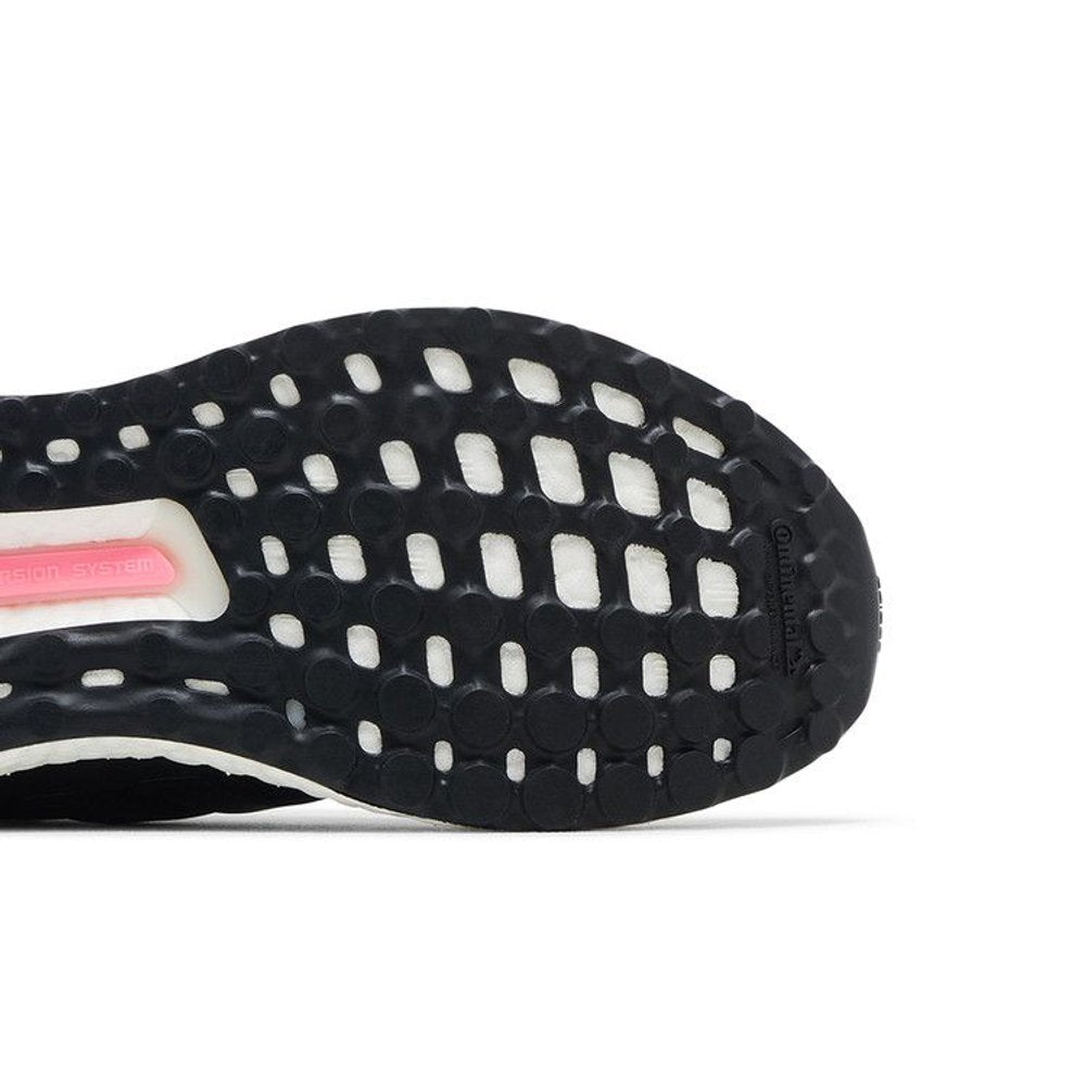 adidas Ultra Boost 1.0 Core Black Cloud White (W) – pohled shora | Purekickz
