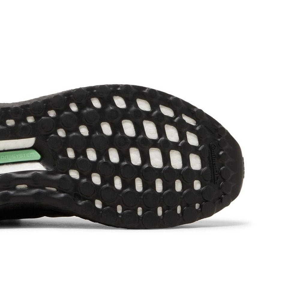 adidas Ultra Boost 1.0 DNA Triple Black – pohled shora | Purekickz