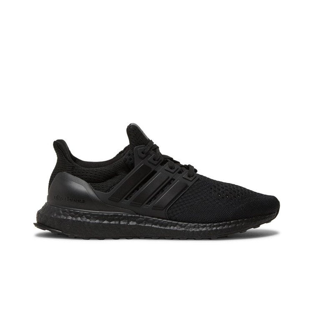 adidas Ultra Boost 1.0 Triple Black (W) – boční pohled | Purekickz
