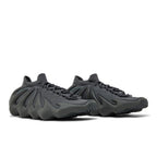 adidas Yeezy 450 Stone Teal – lifestyle foto | Purekickz