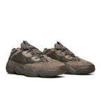 adidas Yeezy 500 Clay Brown – lifestyle foto | Purekickz