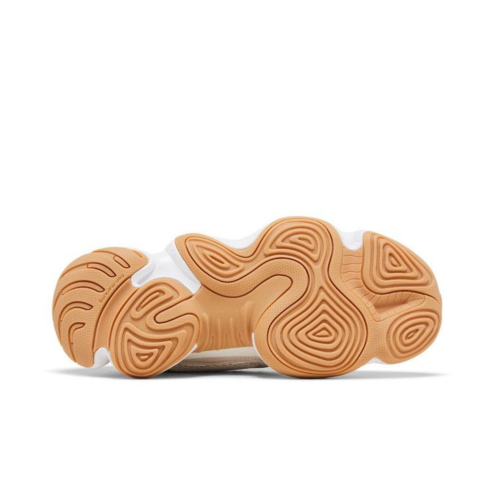 Adidas Yeezy 500 Stone Taupe – zadní pohled | Purekickz