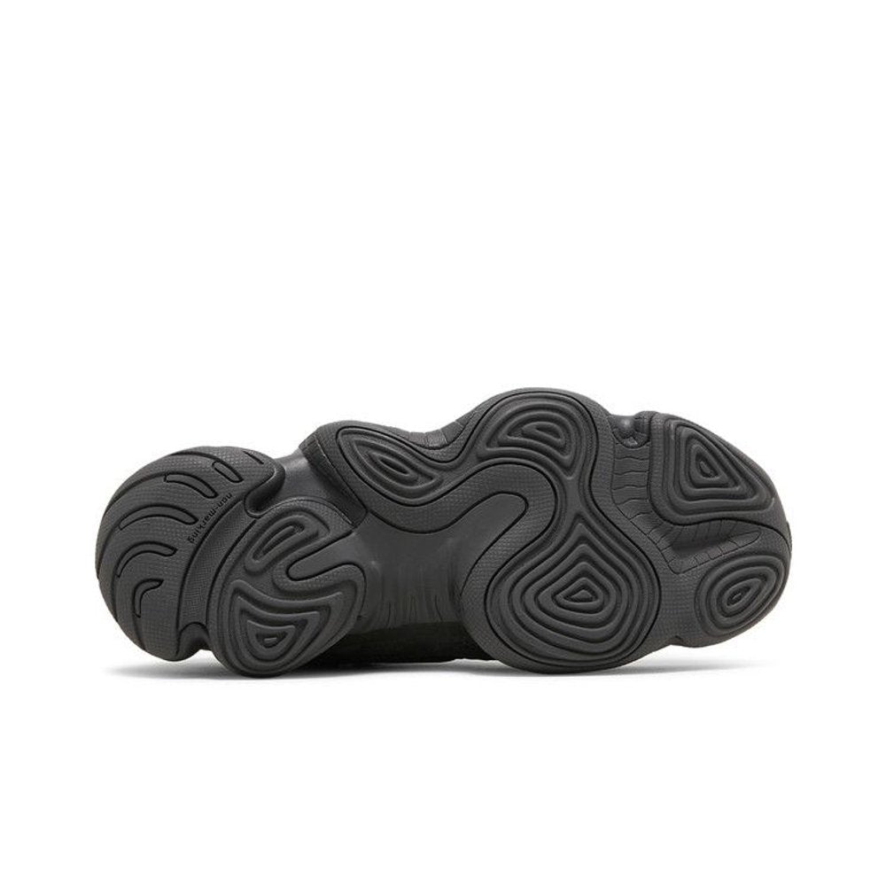 adidas Yeezy 500 Utility Black – zadní pohled | Purekickz