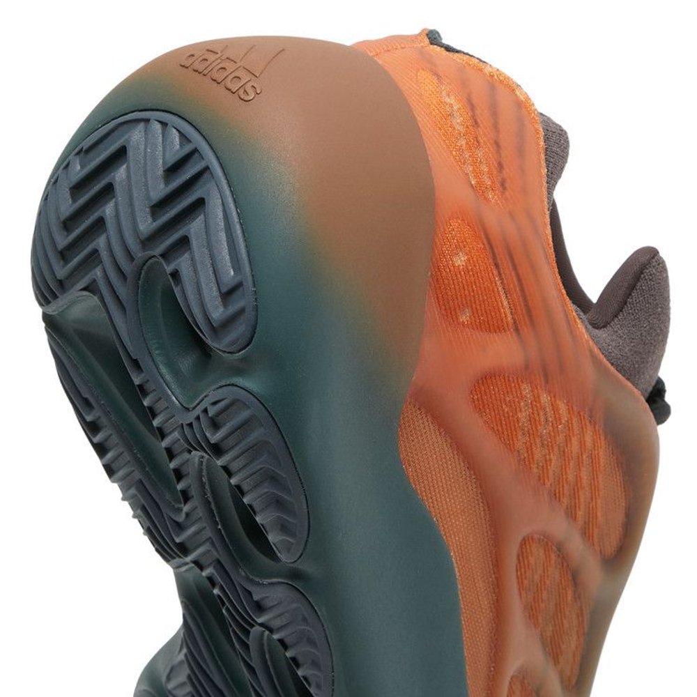 adidas Yeezy 700 V3 Copper Fade – pohled 10 | Purekickz
